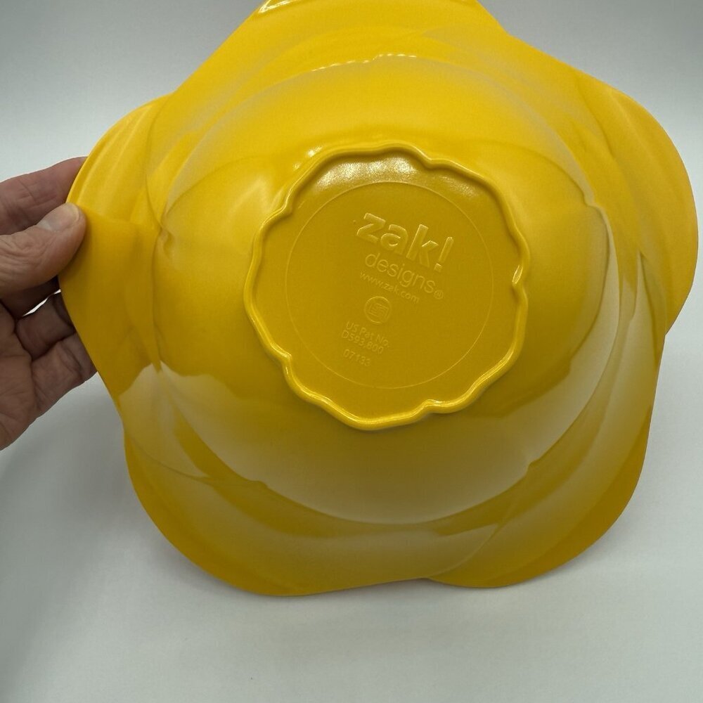ZAK! Designs Mixing Bowls Nesting Melamine Flower Shaped 3 Pc Set EUC YellowPink - Picture 7 of 10